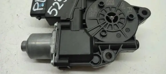 Hyundai Elantra VII Wiper motor