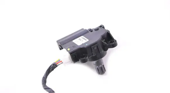 Tesla Model S Air flap motor/actuator D332CK8AA04