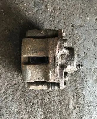 Renault Clio II Front brake caliper