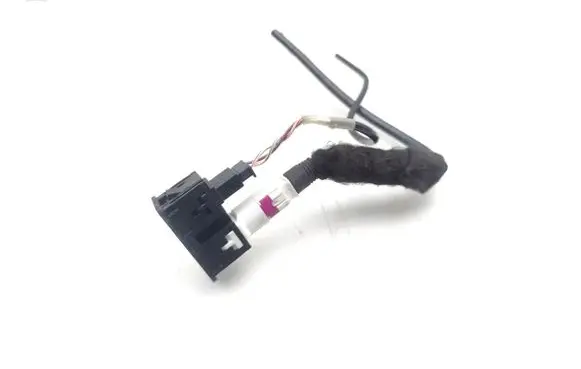 BMW 1 F20 F21 USB socket connector 9229246 8410922924602
