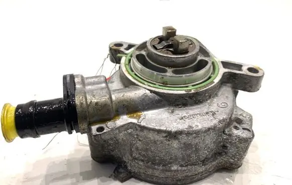 Nissan Qashqai J12 Vacuum pump 146500428R