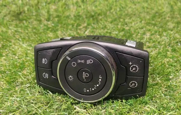 Ford Focus Light switch BM5T13A024AC