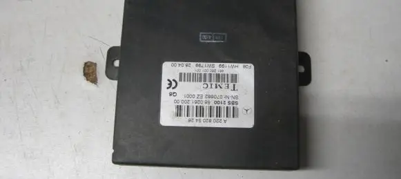 Mercedes-Benz S W220 Voice control module 2208205426