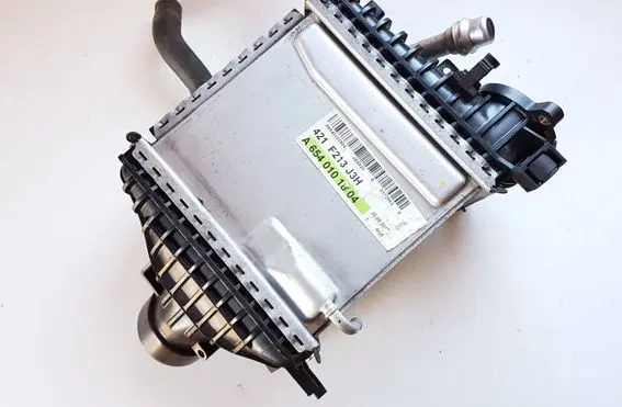 Mercedes-Benz E W213 Intercooler radiator A6540101804