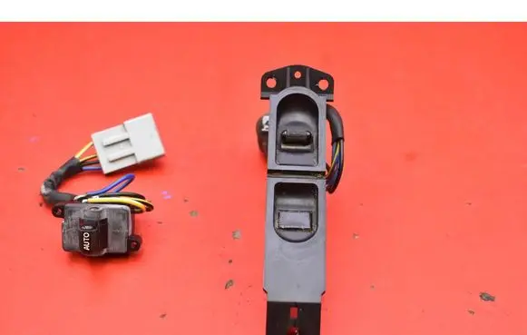Electric window control switch