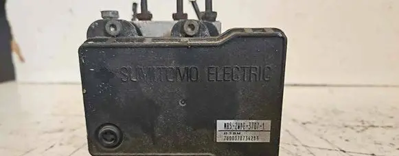 Mitsubishi Lancer ABS Pump MB52WDE37071 7000370734213