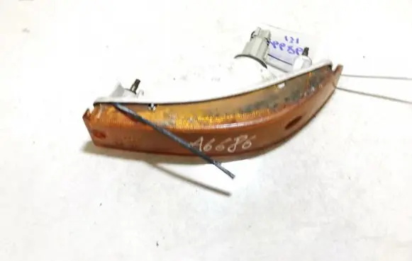 Toyota Corolla E90 Front indicator light