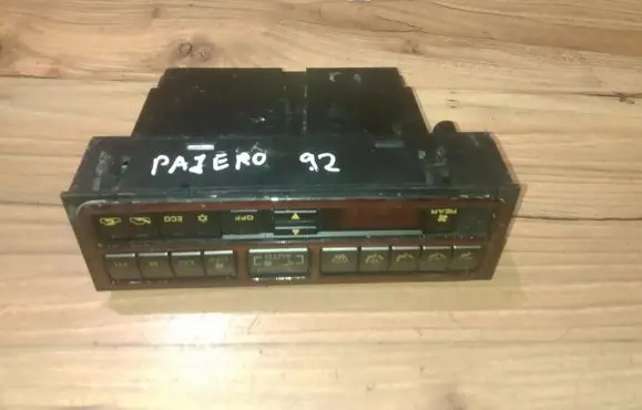 Mitsubishi Pajero Climate control unit