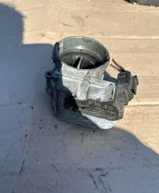 Volkswagen Golf Plus Throttle valve A2C53099815