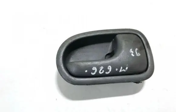 Mazda 626 Rear door interior handle dh22i