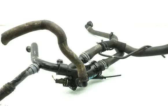 Thermostat/thermostat housing