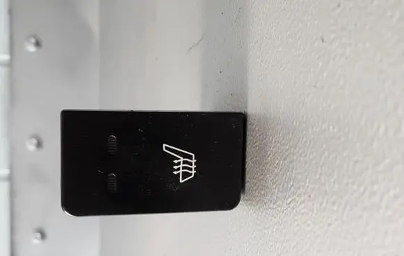 Hyundai Santa Fe Seat heating switch