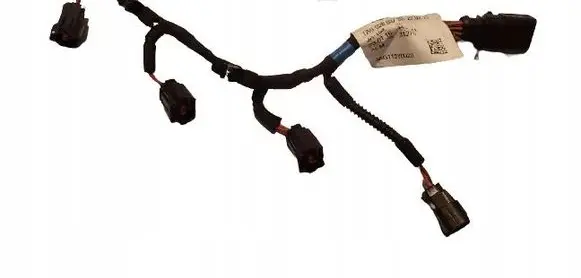 Volkswagen Golf Sportsvan Fuel injector wires 06L971627M