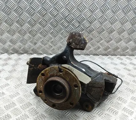 Mercedes-Benz Sprinter W907 W910 Front wheel hub A9103320300