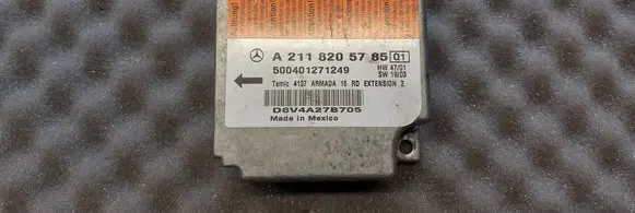 Mercedes-Benz E W211 Airbag control unit/module A2118205785 500401271249 D6V4A27B705