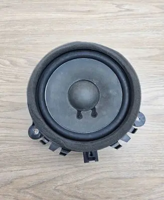 Volvo V70 Rear door speaker 30657445 0BW03