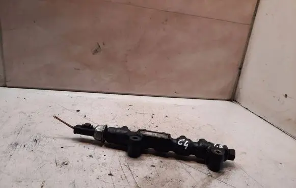 Citroen C4 I Fuel main line pipe 9654592680
