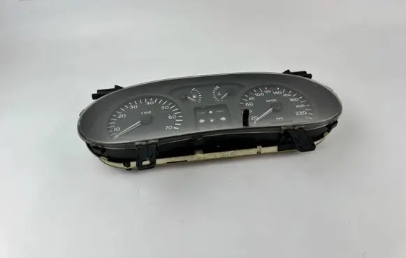 Renault Clio II Speedometer (instrument cluster) P8200059763 216589083 NS0266594A