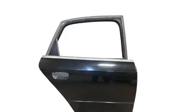 Audi A4 S4 B7 8E 8H Rear door