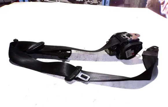 Audi A6 S6 C6 4F Front seatbelt 4F0857706