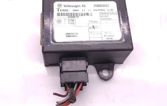 Volkswagen II LT Immobilizer control unit/module 2D0953257 A5U90001424