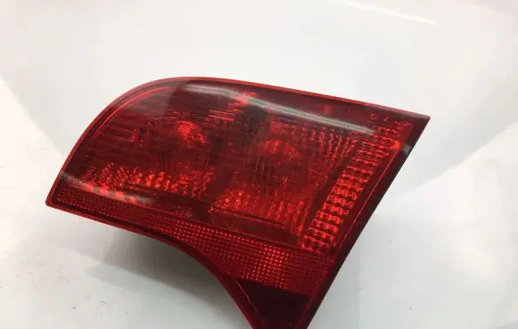Audi A4 S4 B7 8E 8H Tailgate rear/tail lights 8E9945094