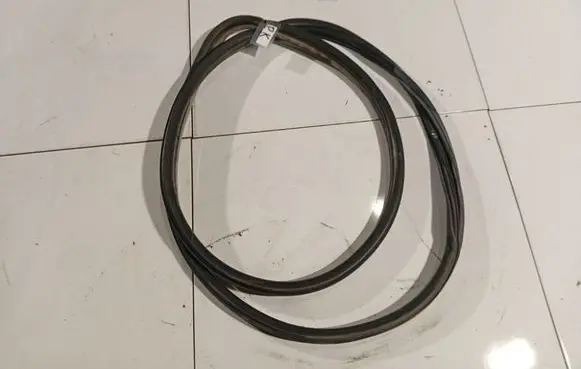 Opel Vectra C Rubber seal front coupe door