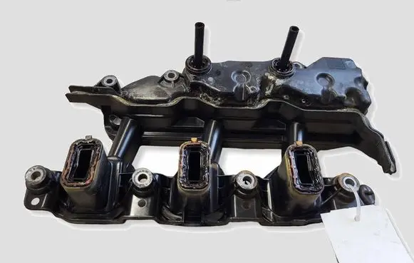 Opel Vivaro Intake manifold 8200836881