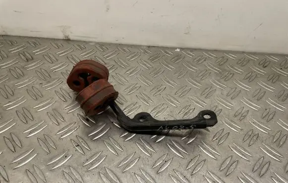 Volvo S80 Muffler mount bracket/holder 6G9N5D217CA 3M515A262DB