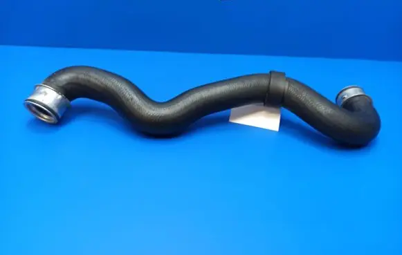 Mercedes-Benz C W203 Engine coolant pipe/hose 2035015782 A2035015782