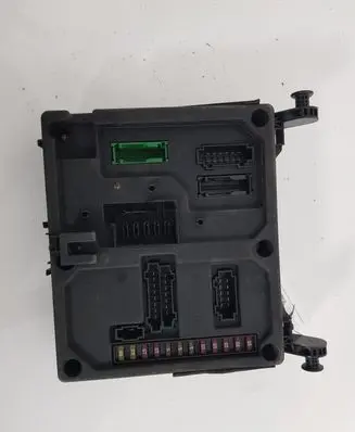 Ford Galaxy Fuse module 7M3962258F