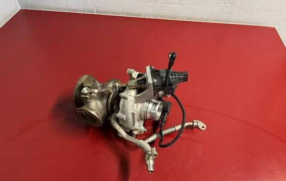 BMW X5 G05 Turbo 8681198 5A01D10 MGT2260