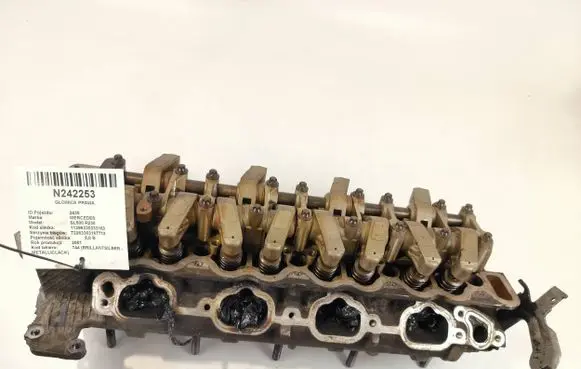 Mercedes-Benz SL R230 Engine head R1130161701