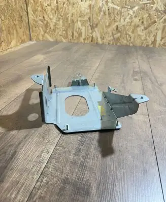 Mercedes-Benz C W204 Sound amplifier holder/bracket A2045452340 ZGS005Y P2507607