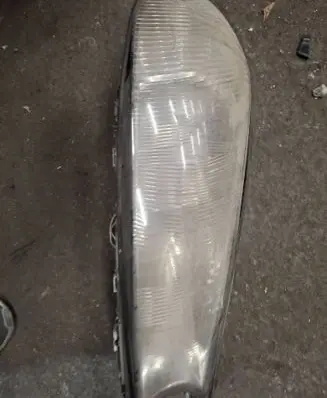 Ford Mondeo MK II Headlight/headlamp 1305615035
