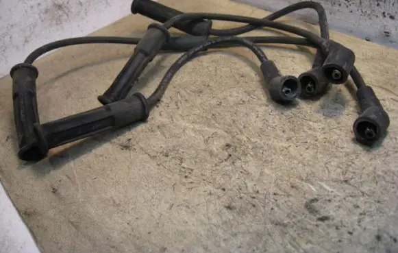 Renault Scenic I Ignition plug leads KOMPL4VNT