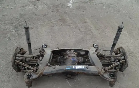 Mercedes-Benz C W203 Rear differential A1243513708