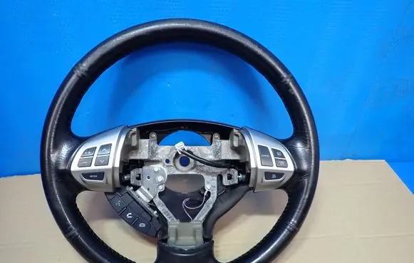 Mitsubishi ASX Steering wheel 