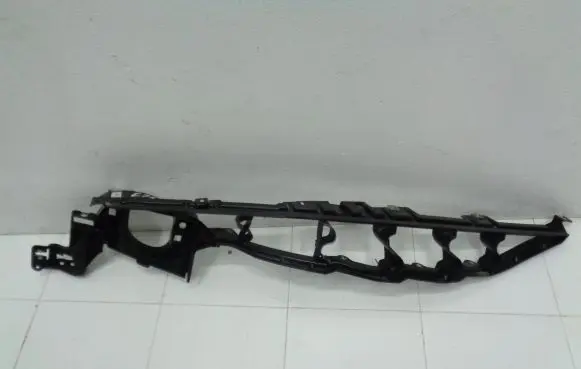BMW X6 E71 Fender mounting bracket 7157989 10503410
