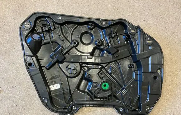 BMW 1 F40 Front window lifting mechanism without motor 5A02FB1