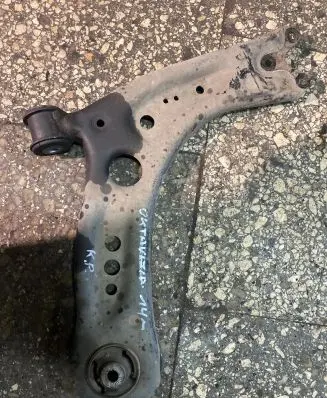 Skoda Octavia Mk3 (5E) Front lower control arm/wishbone