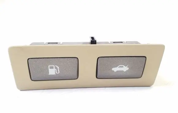 Lexus LS 460 - 600H Tailgate opening switch 15C089