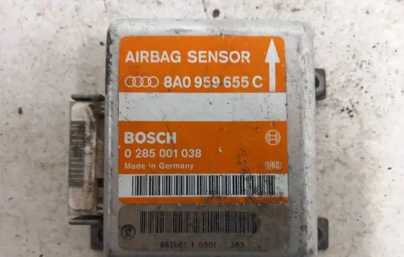 Audi A6 S6 C5 4B Airbag control unit/module 8A0959655C 0285001038 95T06110301