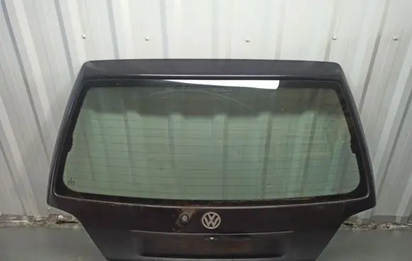 Volkswagen Golf III Tailgate/trunk/boot lid