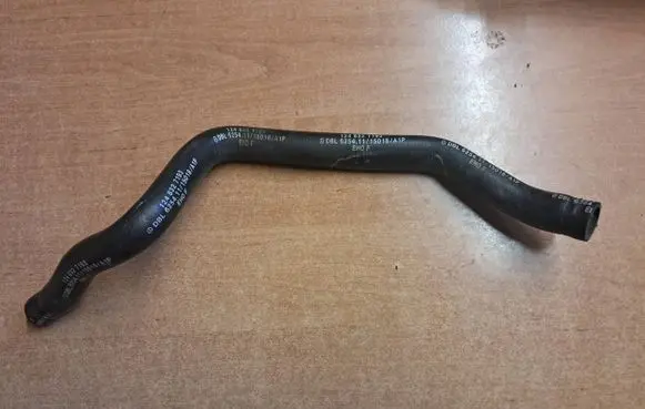 Mercedes-Benz E W124 Engine coolant pipe/hose 1248327193