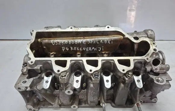 Renault Kadjar Engine head S27647478 110426296R