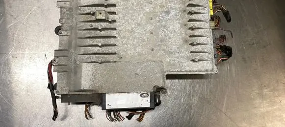 Land Rover Range Rover P38A SAM control unit 