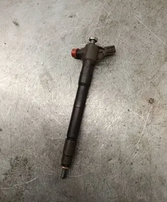 Mazda 6 Fuel injector SH0113H50