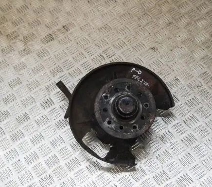 Mercedes-Benz SLC C107 Front wheel hub