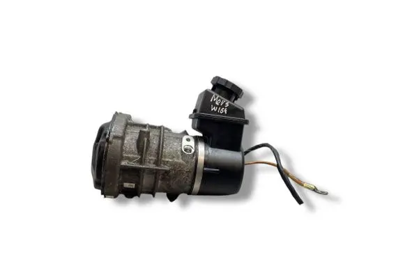 Mercedes-Benz ML W164 Power steering pump A0021677 a1644601780